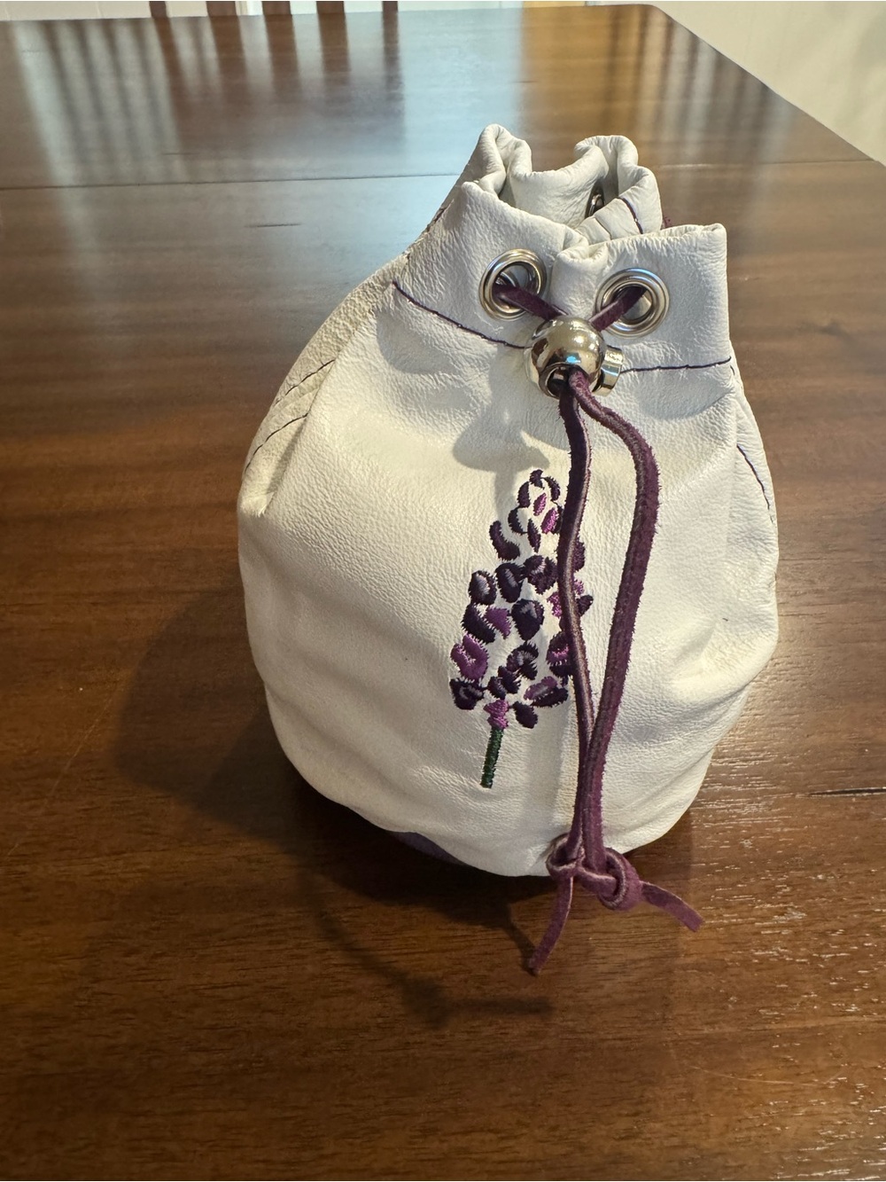 Links & Kings Premium White Leather Embroidered Lavender Valet Pouch 💜🪻